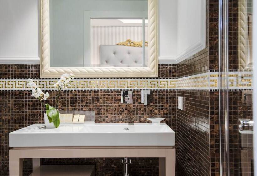 Трехместный Президентский, Grand Hotel Gallia