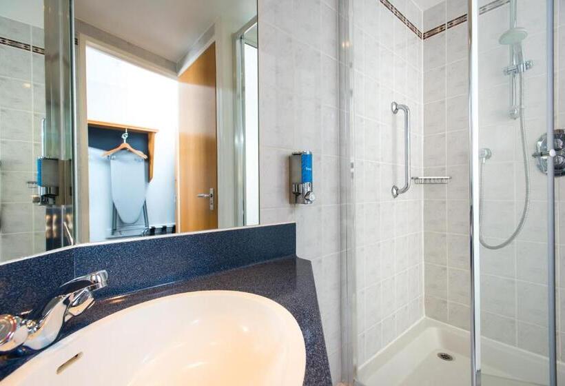 Standart Oda, Holiday Inn Express Hemel Hempstead, An Ihg