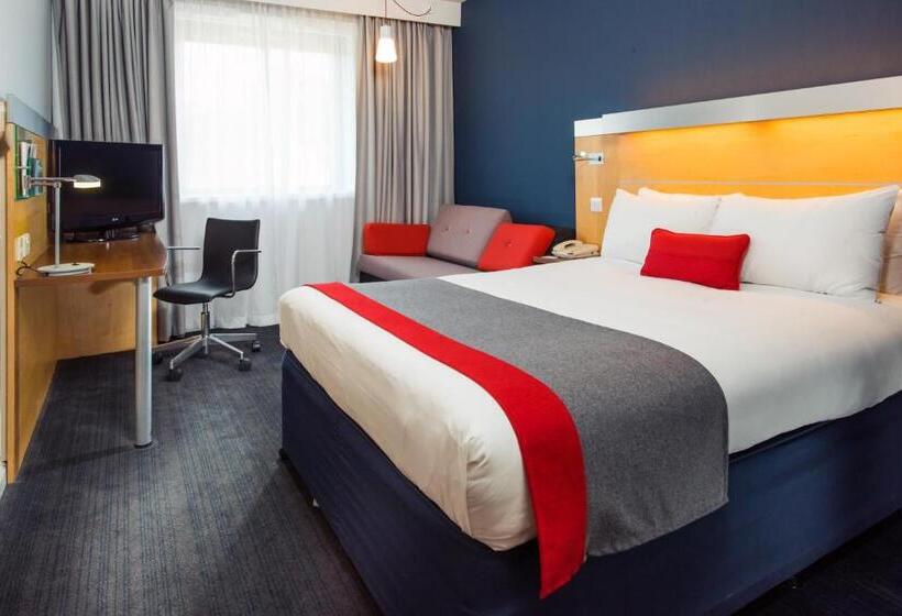 اتاق استاندارد, Holiday Inn Express Hemel Hempstead, An Ihg