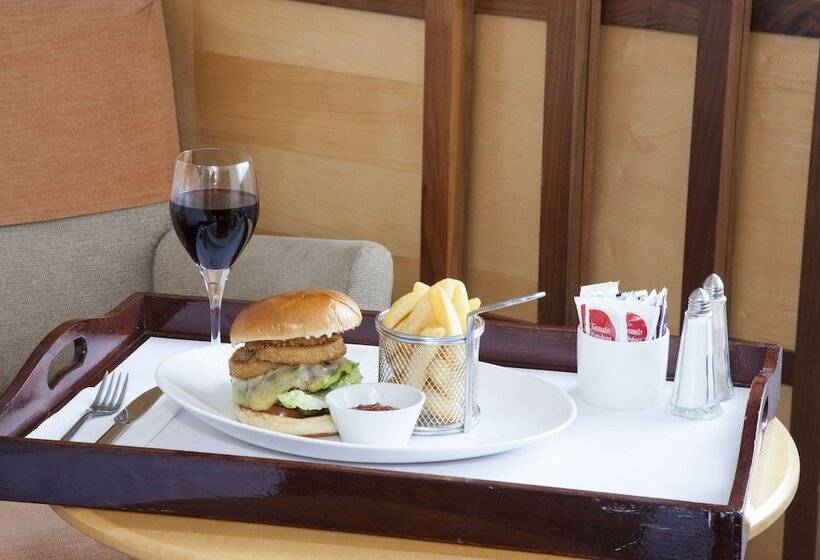اتاق استاندارد با تخت دوبل, Holiday Inn Ipswich, An Ihg