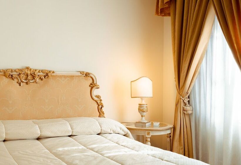 스탠다드 트리플 룸, Palazzo Alexander
