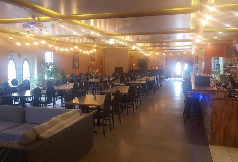 デラックススタジオ, Clearwater Valley Resort