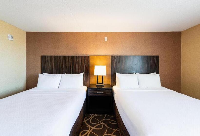 Номер Стандарт, Crowne Plaza Newark Airport, An Ihg