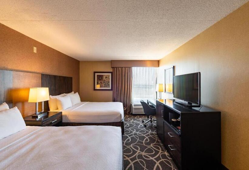 Номер Стандарт Адаптированный для Инвалидов, Crowne Plaza Newark Airport, An Ihg