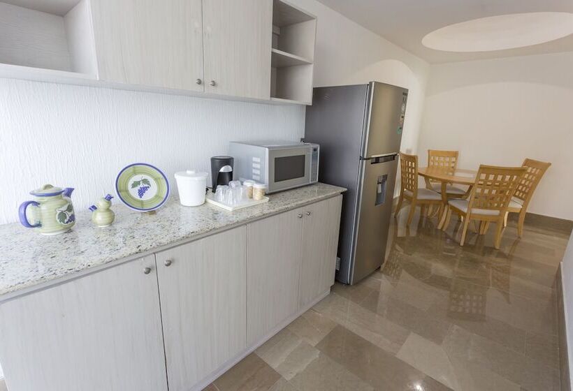 سوییت, Holiday Inn Queretaro Zona Diamante, An Ihg