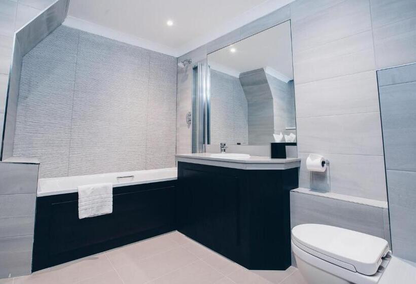 Номер Deluxe, County Hotel & County Aparthotel Newcastle