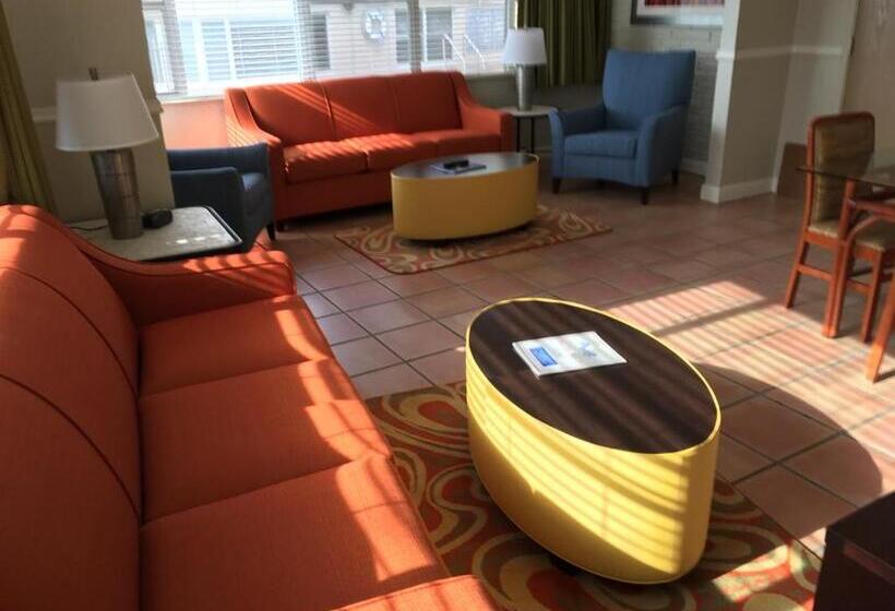 스위트, Silver Seas Beach Resort