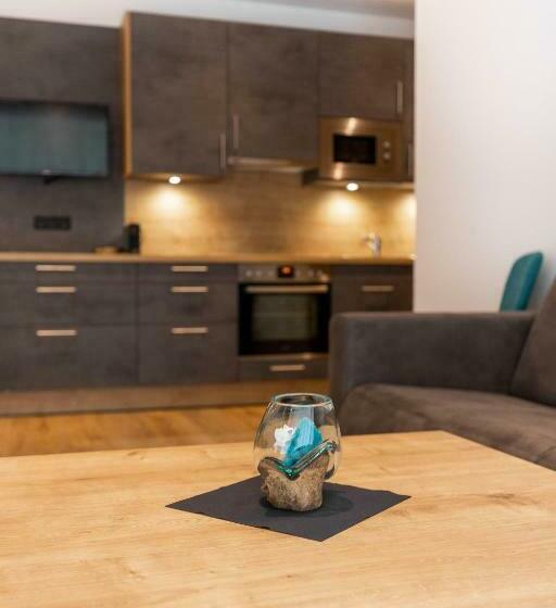 Апартаменты Deluxe 1 Спальня, Aparthotel Lerch