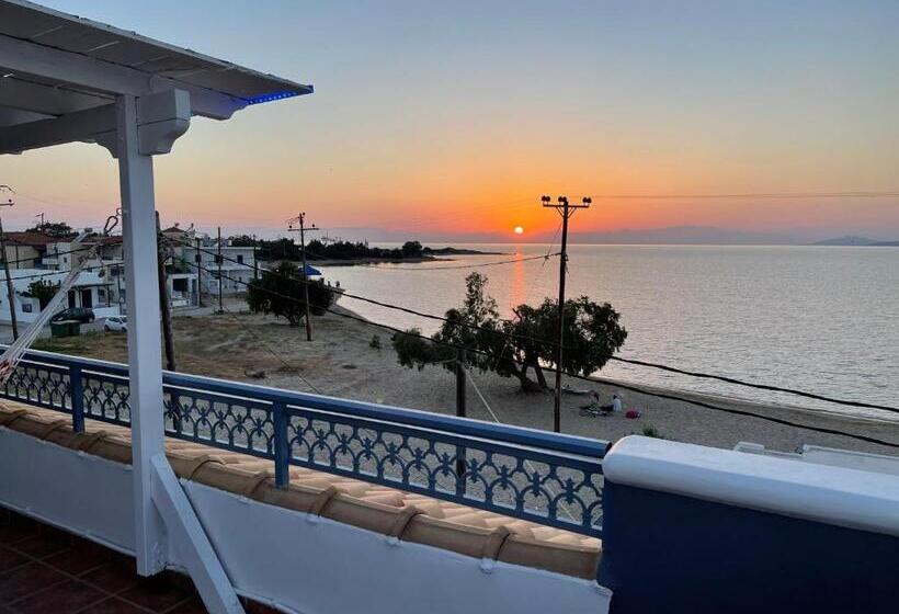 Люкс Deluxe Вид на Море, Kontogoni Rooms