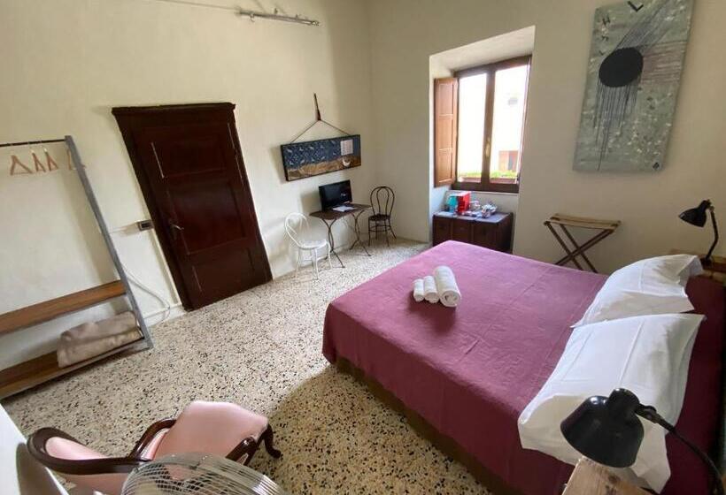 اتاق سوپریور, Rooms And Wine Al Castello