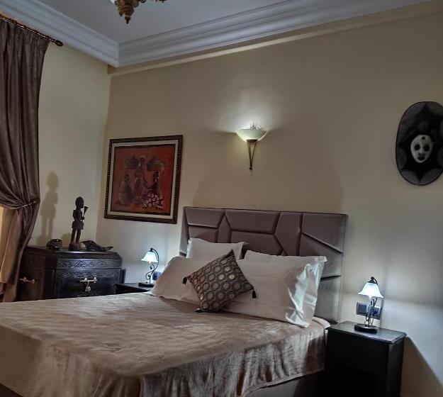 Family Suite, Equi Palace & Spa Near Aeroport