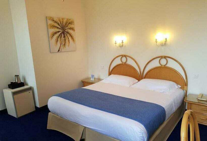 스탠다드 도시전망 룸, Hôtel De Charme Brise Marine
