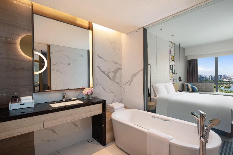 带大床的标准间, Crowne Plaza Foshan Nanhai   An Ihg