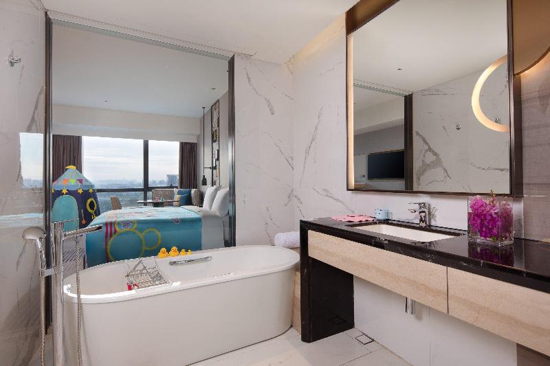带大床的标准间, Crowne Plaza Foshan Nanhai   An Ihg