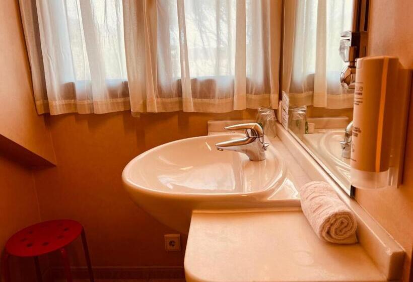 Quarto Superior, Hospedium Hotel Los Lanceros