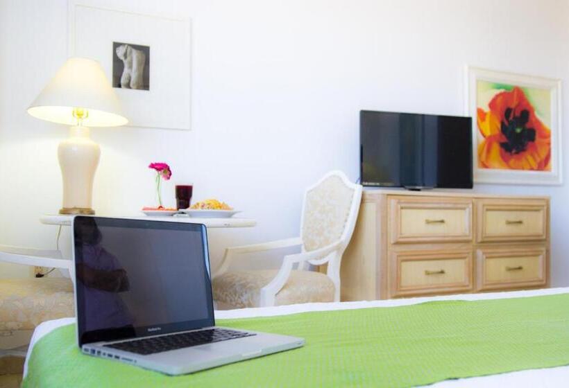 Quarto Estandar Individual, De Casa Blanca