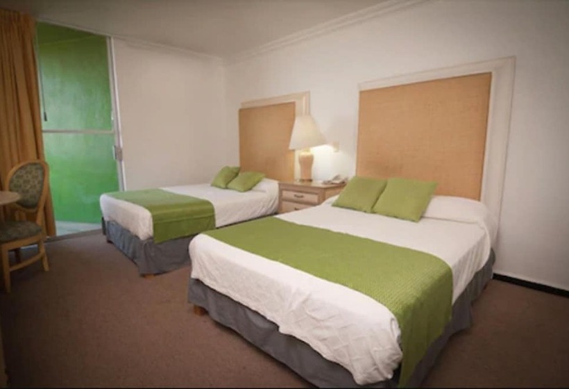 Quarto Estandar 2 Camas Casal, De Casa Blanca