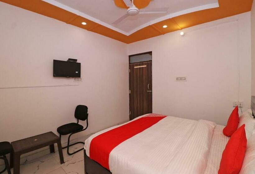 三人经典房间, Oyo 37918  Signature Inn