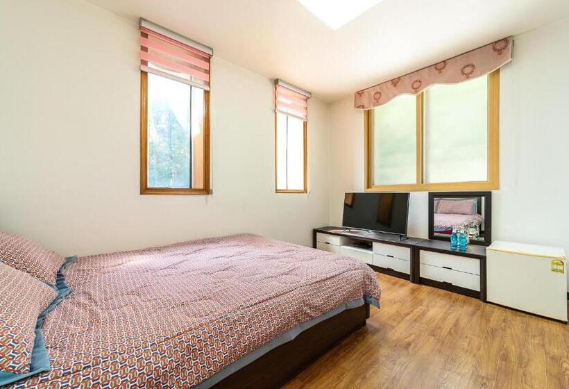 Номер Стандарт, Hoony Guesthouse   Hostel
