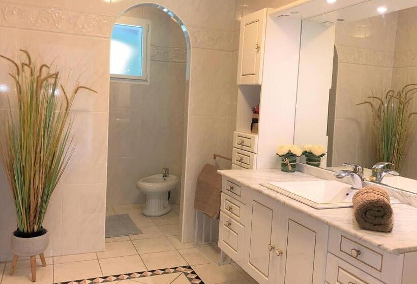 Номер Стандарт Вид на Сад, La Villa Saint André   Argeles Sur Mer