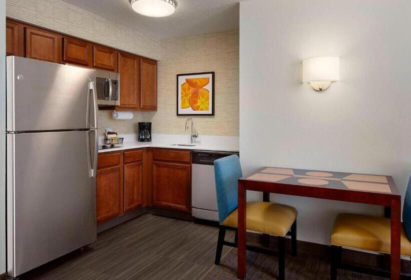 Люкс, Residence Inn Saint Louis Airport / Earth City