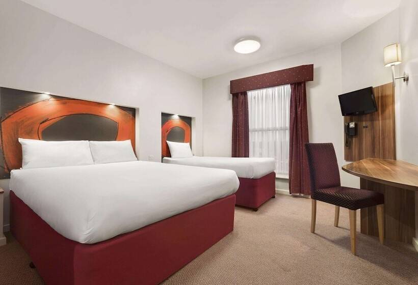 اتاق استاندارد, Ramada London Stansted Airport