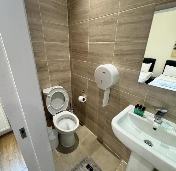 اتاق استاندارد سه نفره, Gallery Hyde Park Hostel