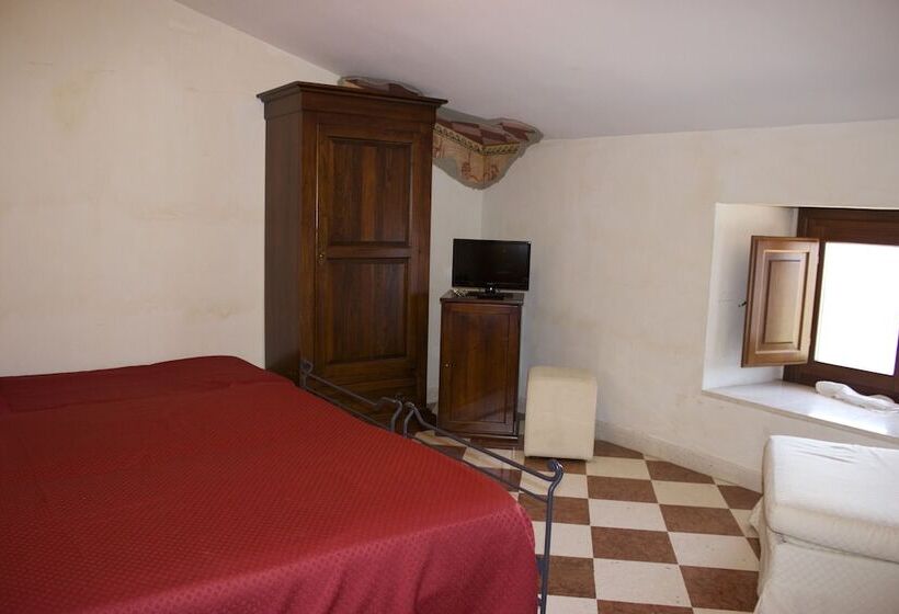 Номер Стандарт Трехместный, Villa Cosilinum