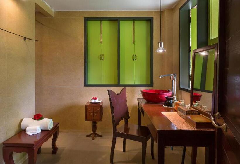 Вилла с 1 спальней и бассейном, Zeavola Resort