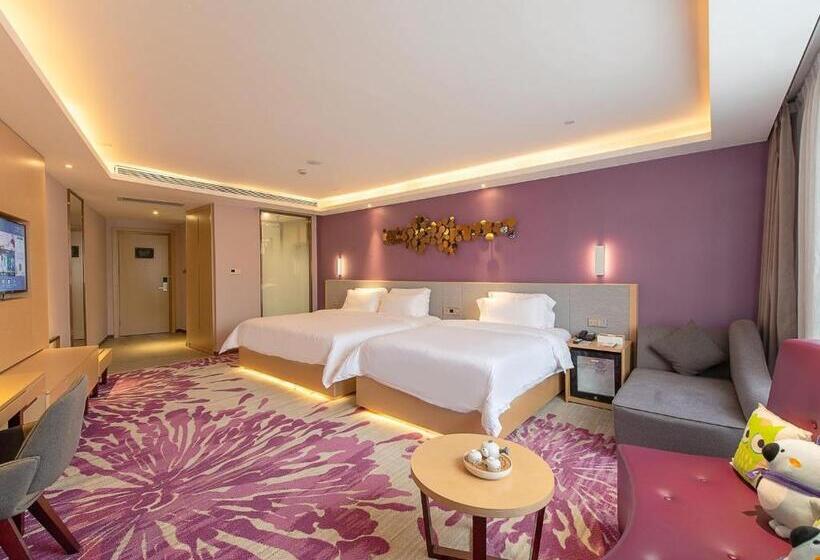 Семейный Номер Deluxe, Lavande Hotels·guangzhou Beijing Road Pedestrian Street Haizhu Square Metro Station