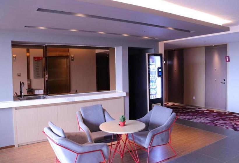 Люкс, Q Hotel Haikou Meilan