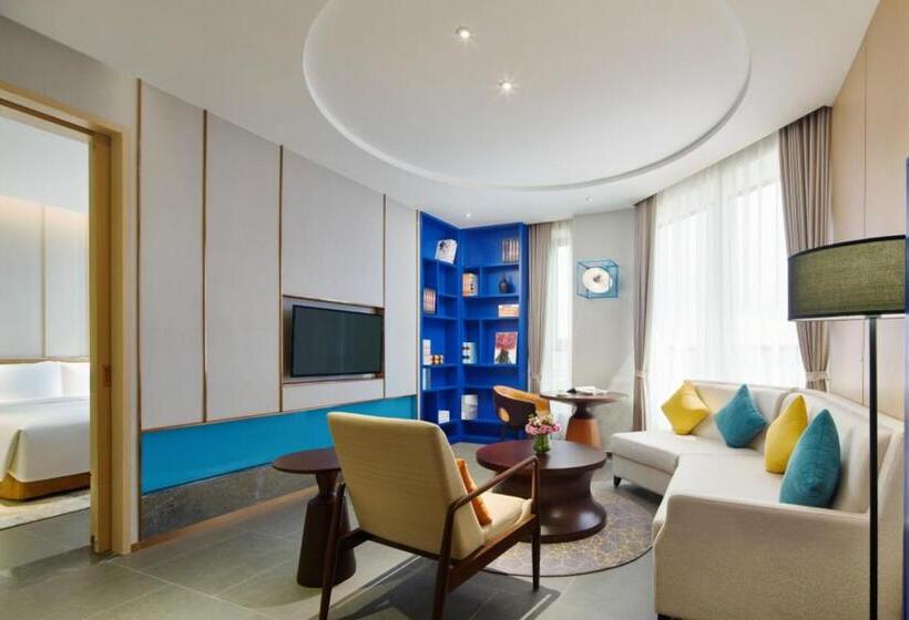Люкс, Q Hotel Haikou Meilan