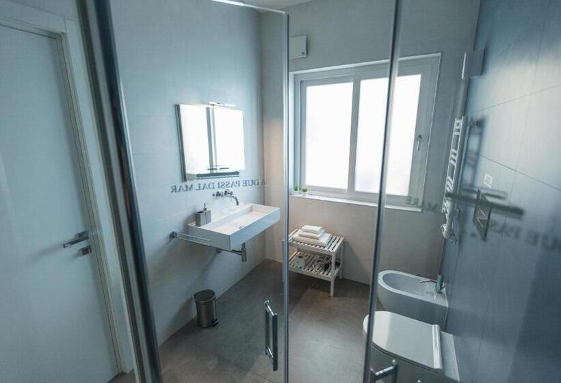 اتاق لوکس, B&b A Due Passi Dal Mare