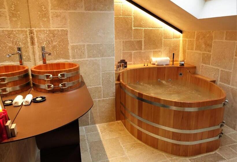 Люкс с гидромассажем, Domaine Du Haut Jardin Hôtel & Chalets Spa Privé