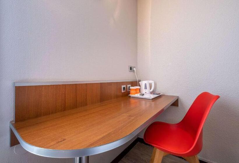 Номер Стандарт, Comfort Hotel Linas   Montlhery