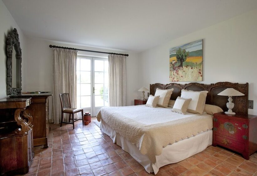 Люкс Повышенной Комфортности, Auberge Ostapé