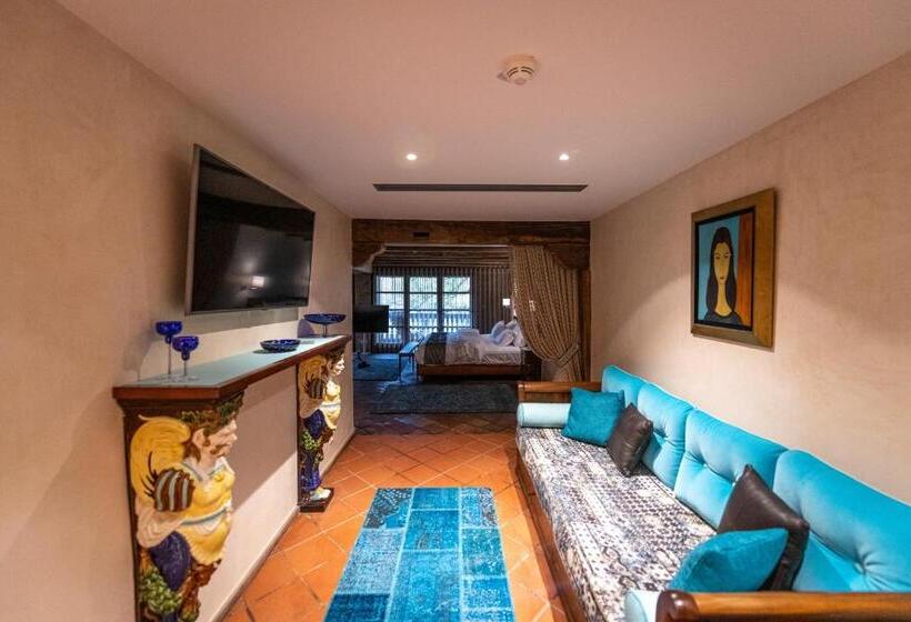 سوییت, Auberge Saint Walfrid Hôtel Restaurant & Spa