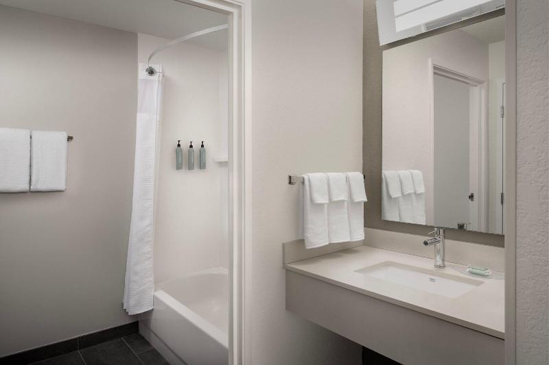Номер Стандарт, Courtyard By Marriott Dayton Beavercreek