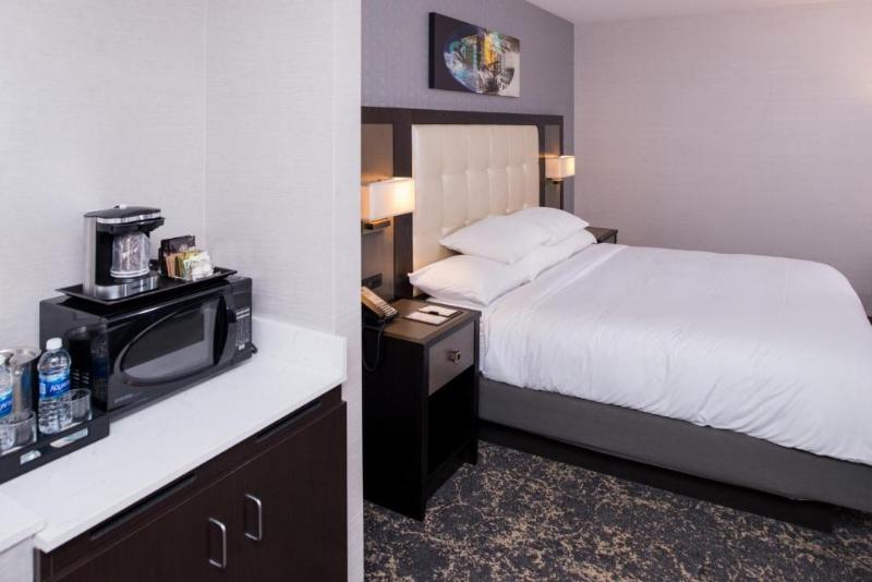 Студио Стандарт Кровать Кинг, Doubletree By Hilton Utica