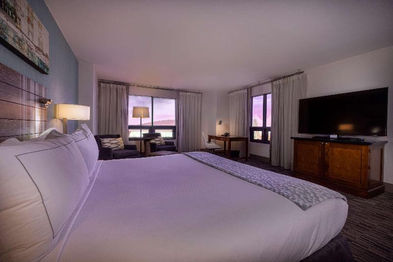 Quarto Estandar Cama King, Hilton San Diego Gaslamp Quarter