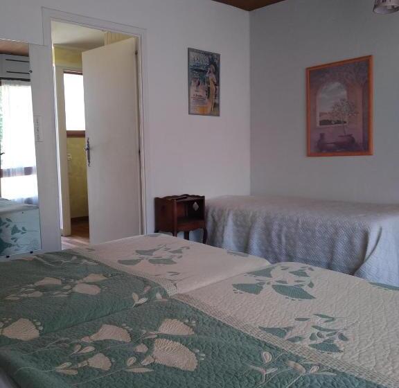 Номер Стандарт с Террасой, Hôtel Le Mas Fleuri