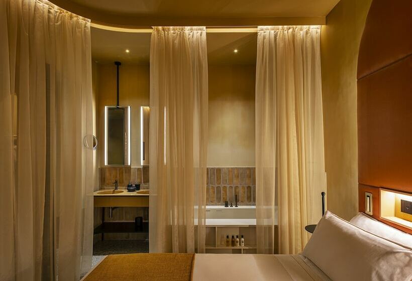 سوییت, Enterprise Hotel Design & Boutique