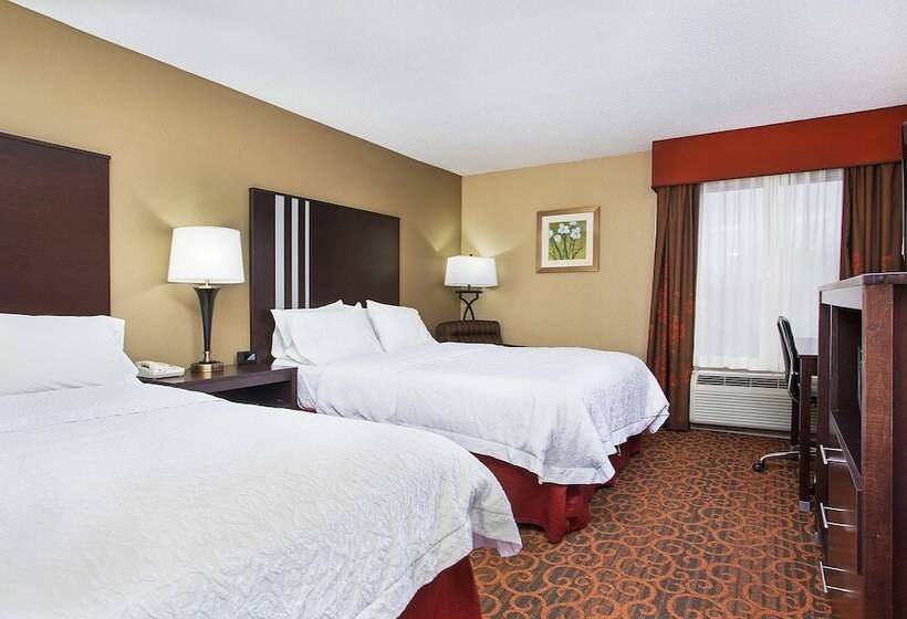 Номер Стандарт 2 Двуспальные Кровати, Hampton Inn Dry Ridge