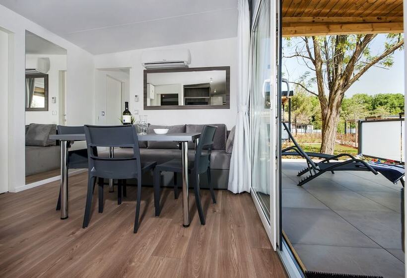 2间卧室的房子, Mediteran Kamp Mobile Homes In Naturist Camping Solaris