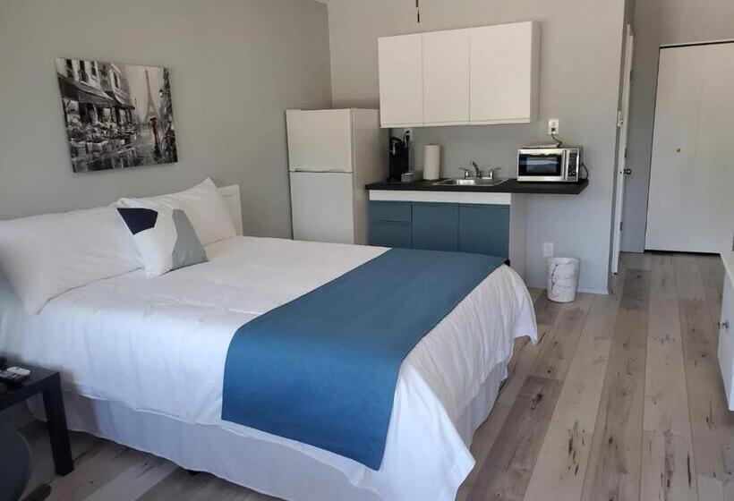Студия Superior, Celadon Lodge