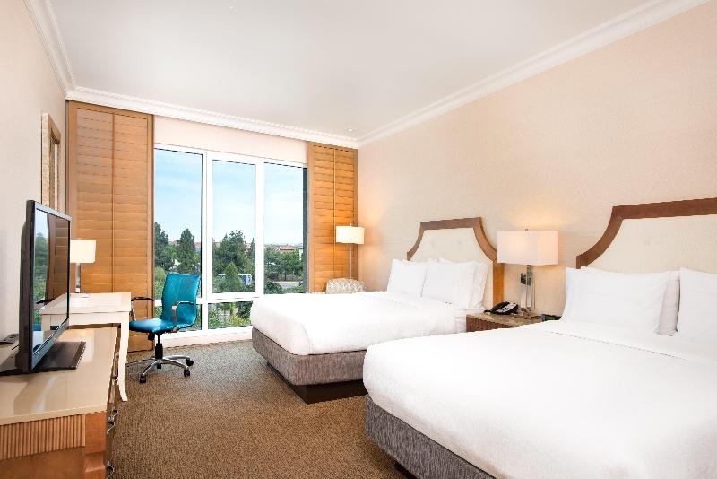 Suite Vue Mer, Holiday Pavilion Resort On The Boardwalk