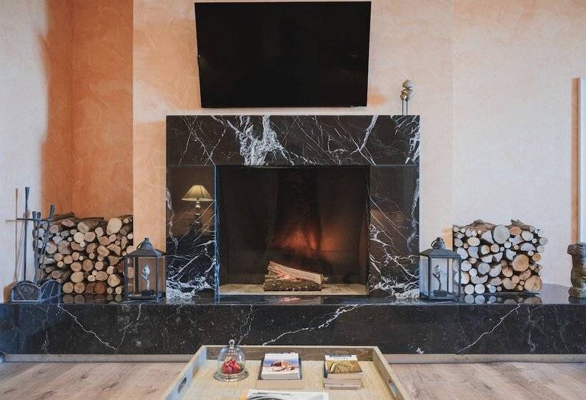 Suite with Pool, L'Andana Tenuta La Badiola