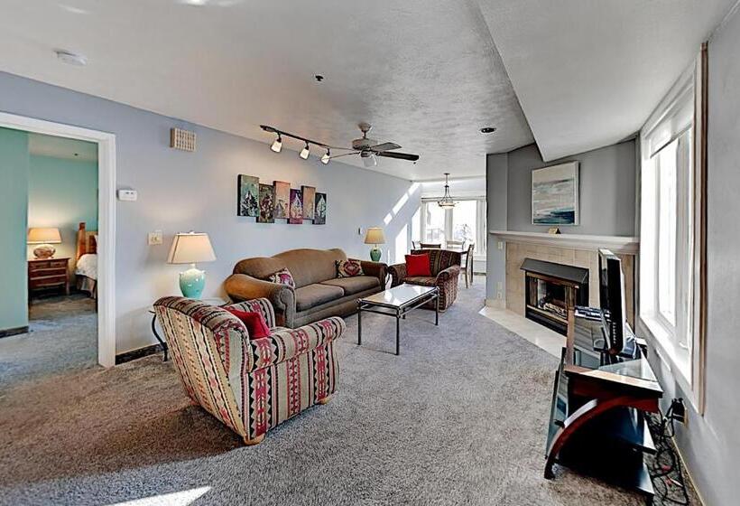 Дом 1 Спальня, Lowell Haven 267