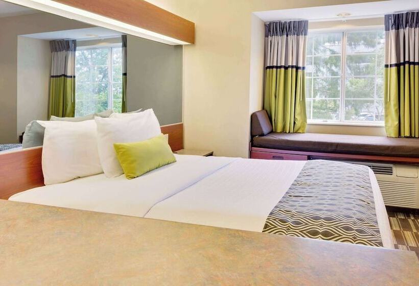 Люкс, Microtel Inn & Suites By Wyndham Daphne