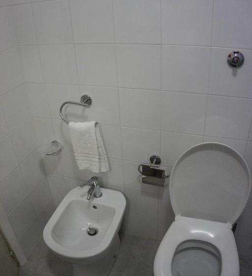 اتاق اکونومی, Villa Moschella